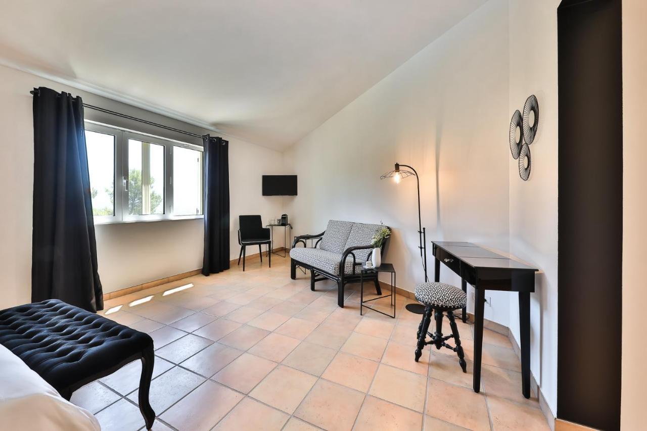 Quintessence Provence Bed & Breakfast Goult Dış mekan fotoğraf